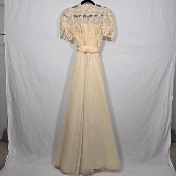 Vintage ILGWU UNION MADE Fairy Modern Edwardian CREAM Wedding Gown Dress Size 4. - Picture 3 of 17